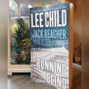 New York Times Bestselling Author Lee Child's - Running Blind Paperback Novel